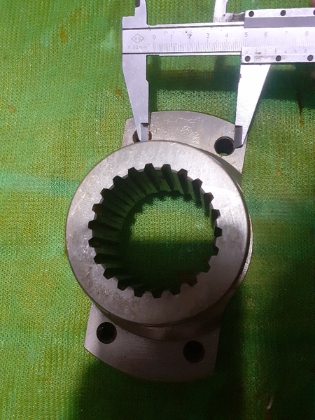 MẶT BÍCH CHỮ THẬP D6 21T*d55*D85 ( CỔ PHỚT)