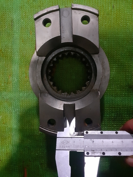 MẶT BÍCH CÁT ĐĂNG CHỮ THẬP HỘP SỐ D50-16 20T- 42*115 ĐK CỔ PHỚT 75*H21 CỔ PHỚT- HL