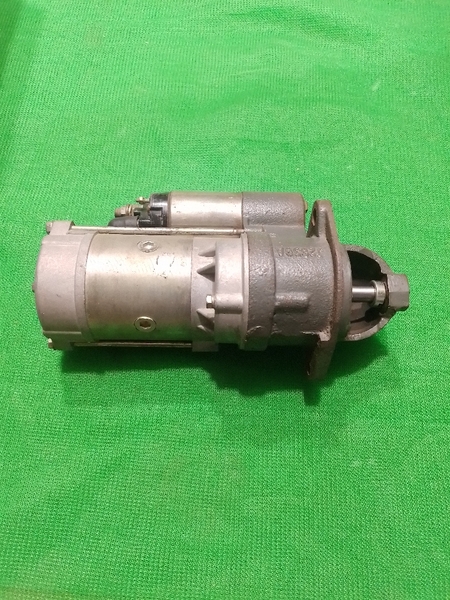 MÁY ĐỀ 4D95 9R*2T có mõm, tâm tai 121 D35 CỔ NGƯỢC ĐỜI CỔ