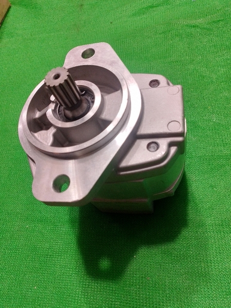BƠM BEN D3 /D41-3/5/6 D85 - 1 KHOANG*13T*Q TRÁI*ĐƯỜNG DẦU ĐÁY - 26