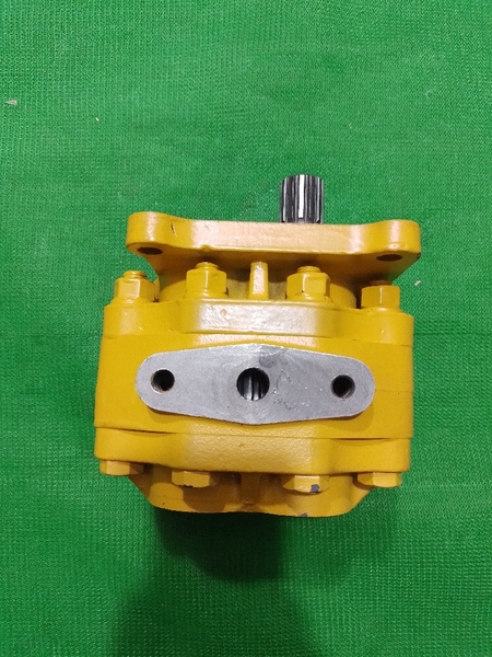 BƠM SỐ D50/53/58/65 13T*4BL D24*105 Q.PHẢI K42 - 26 XỊN