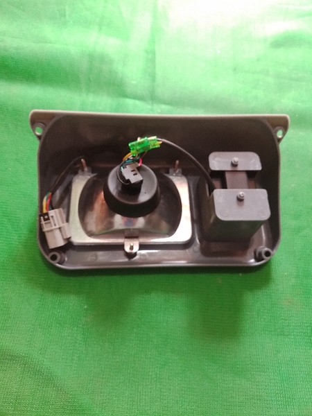 CỤM ĐÈN PHA S130-5/200-5 - GHI - TRÁI
