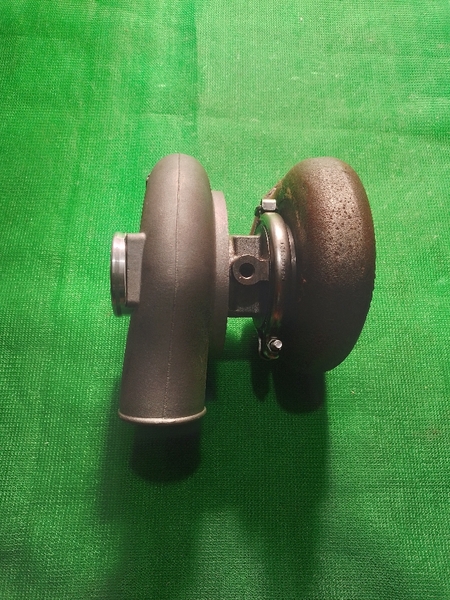 TUR BO  R200/6D16 TD06 GARRET.ĐẾ 3BL TÂM 65.CỔ HÚT(42*53) CỔ GIÓ(53*62) XẢ 3BL TÂM 70