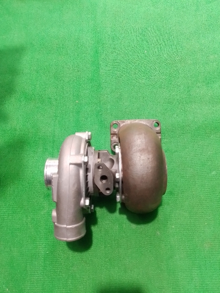 TU BO SK200-1/6D31  - GARRET cổ gió 51*55, cổ hút 39*46, xả 3BL d58 tâm68, chân 35*74