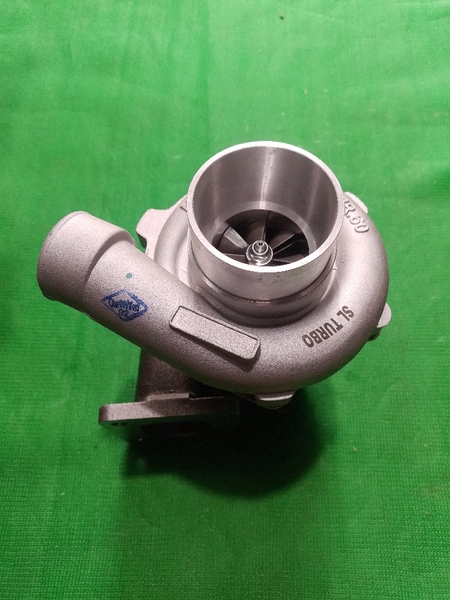 TUR BO EX200-2/6BD1_SL.ĐẾ(70*82) CỔ HÚT(44*54) CỔ GIÓ(69*76) CỔ XẢ 4BL TÂM 113/1 CHÂN ĐẾ CÓ REN