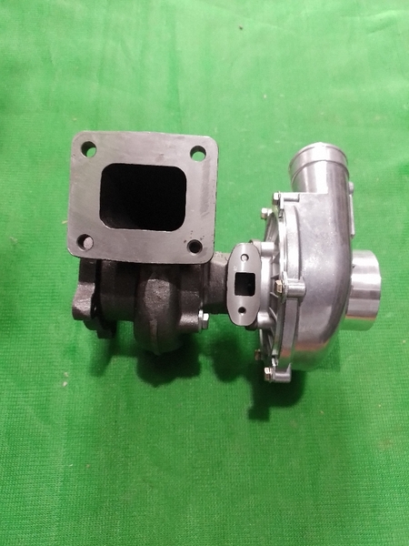 TUR BO EX200-2/6BD1.ĐẾ(70*82) CỔ HÚT(44*54) CỔ GIÓ(69*76) CỔ XẢ 4BL TÂM 113/1 CHÂN ĐẾ CÓ REN jinlong