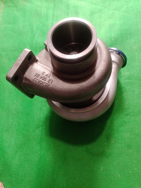 TUR BO PC200-7/8 (CỔ LOE  ĐÚNG) HX35 K ĐIỀU TỐC . ĐẾ(45*86) CỔ HÚT(54*74) CỔ GIÓ(54*102) HT BH04T