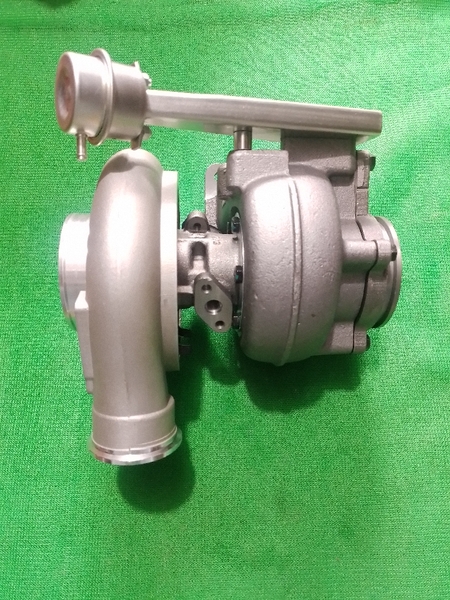 TUR BO PC300-6/7/8/ 350-8/6D114/HX40W SL CỔ LOE CHÂN TO ĐẾ(70*83) CỔ HÚT(54*74) CỔ GIÓ(95*102) ( ĐẦU VÒI LOE MỘT CHÚT)