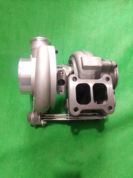 TUR BO PC300-6/7/8/ 350-8/6D114/HX40W SL CỔ LOE CHÂN TO ĐẾ(70*83) CỔ HÚT(54*74) CỔ GIÓ(95*102) ( ĐẦU VÒI LOE MỘT CHÚT)