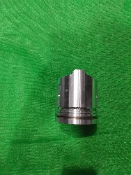 PISTON 4D94E XM DẦU 4.5 ĐỈNH TÉP CAO 104 - IZUMI ĐL