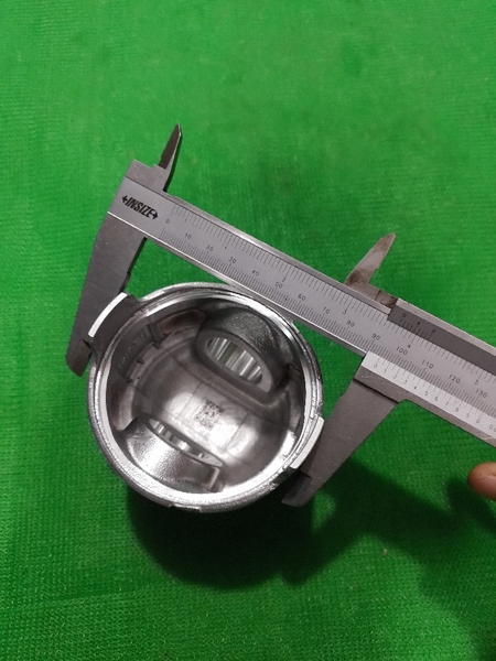 PISTON 4D95 ĐỈNH TÉP KẸP THÉP H94 IZUMI