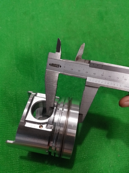 PISTON 4D95 ĐỈNH TÉP KẸP THÉP H94 IZUMI