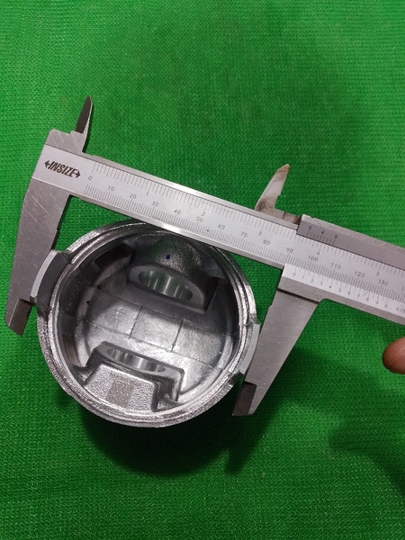 PISTON 6D95L VUÔNG (2121) NỔ 55 H94 IZUM-N
