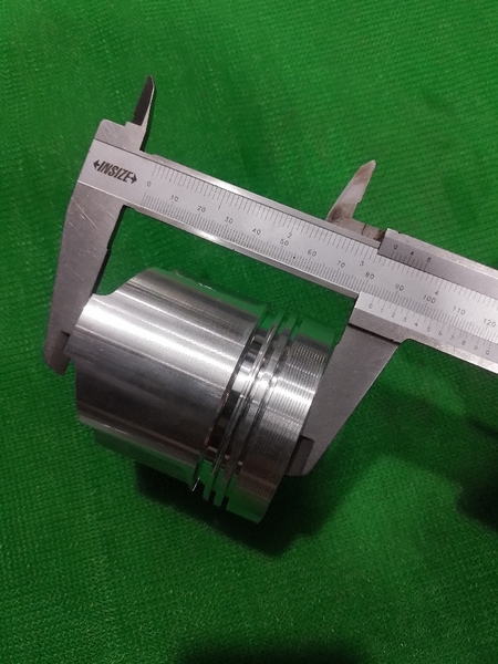 PISTON 4D84-1 ẮC 28 ĐỈNH BẰNG IZUMI