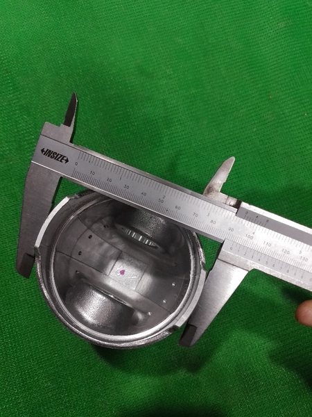 PISTON S4E ĐỈNH NGÓN TAY ẮC 28 DÀI 98 DK94 IZUMI-DL