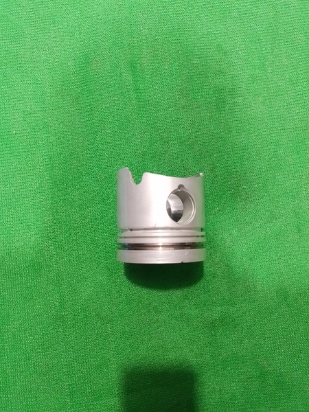 PISTON 4JB1-OLD ĐỈNH NHỌN NỔ VUÔNG IZUMI-N