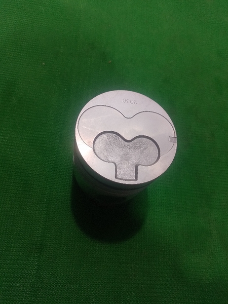 PISTON C240 đỉnh nấm trái tim kép thép 4xm IZUMI