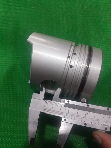 PISTON C240 đỉnh nấm trái tim kép thép 4xm IZUMI