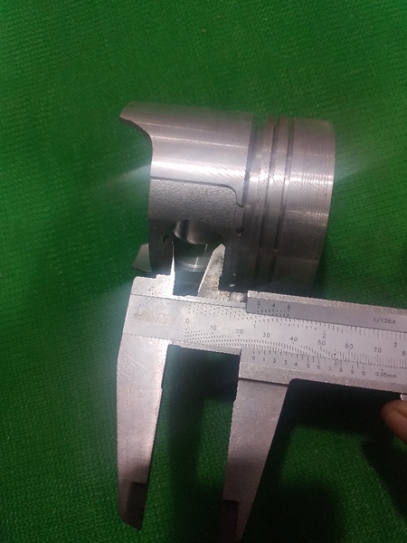 piston 3D82 nổ tròn đỉnh nhọn ắc 26 IZUMI