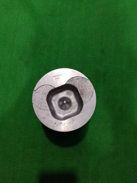 PISTON 4BD1/6BD1 nổ vuông đ.nhọn H112  ( CÓ KÈM XÉC MĂNG KONEKS XỊN)