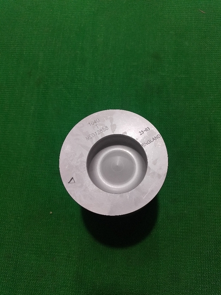 PISTON 6D31 NỔ TRÒN NHỌN CLEVIT