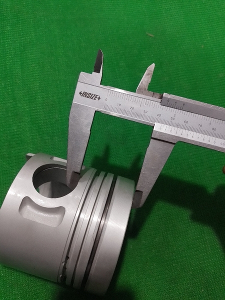 PISTON 6D31 NỔ TRÒN NHỌN CLEVIT