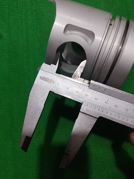 PISTON 6D31 NỔ TRÒN NHỌN CLEVIT