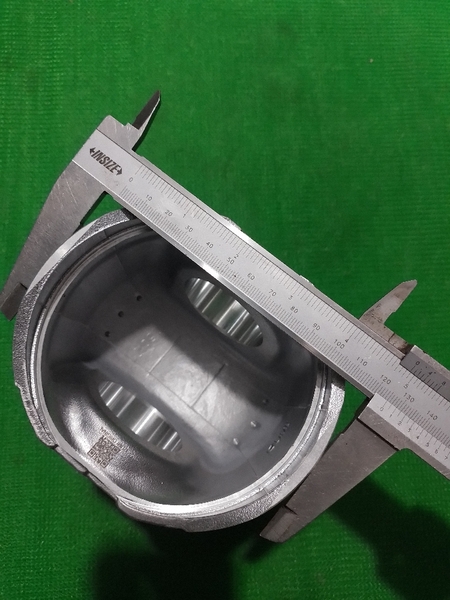 PISTON 6D125  NỔ 70 NHÔM ĐỈNH NHỌN  IZUMI - N