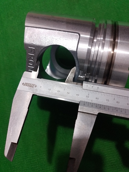 PISTON 6D125  NỔ 70 NHÔM ĐỈNH NHỌN  IZUMI - N