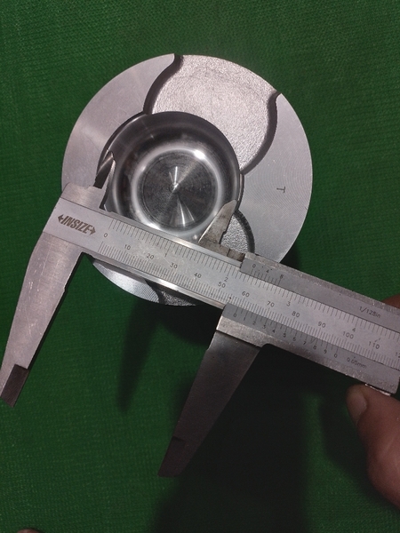 PISTON S6D105 IZUMI-N