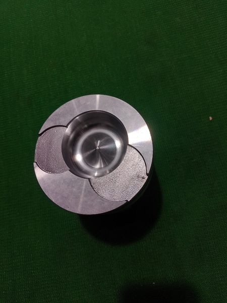 PISTON 6D105-2 NỔ TRÒN ( MÁY ỦI ) CÓ KẸP IZUMI -NHẬT  13