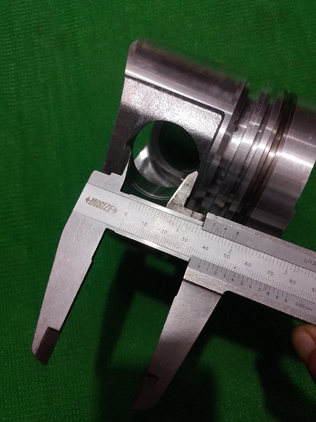 PISTON 6D105-2 NỔ TRÒN ( MÁY ỦI ) CÓ KẸP IZUMI -NHẬT  13