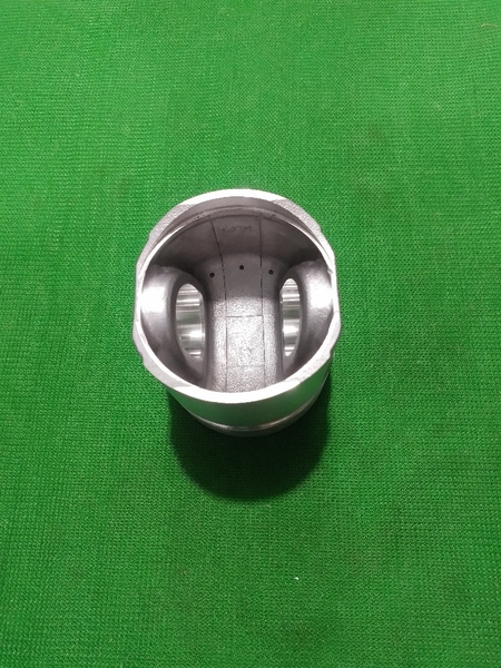 PISTON 6D105-1 NỔ VUÔNG   (MÁY ỦI) KẸP THÉP  IZUMI DL