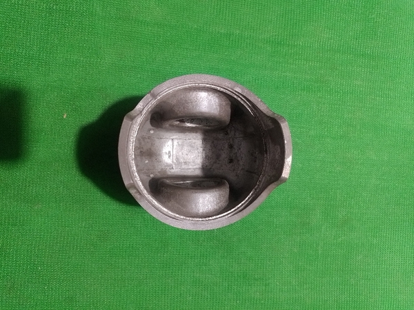 PISTON 6D22 nổ tròn 70 đỉnh nhọn TQ