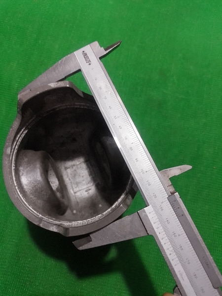 PISTON 6D22 nổ tròn 70 đỉnh nhọn TQ