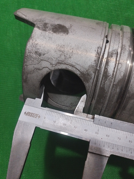 PISTON 6D22 nổ tròn 70 đỉnh nhọn TQ