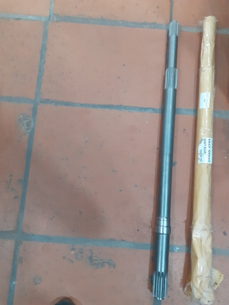 TRỤC LÁP DÀI CẦU SAU R55WI 12R*19T*L830 DONGBU