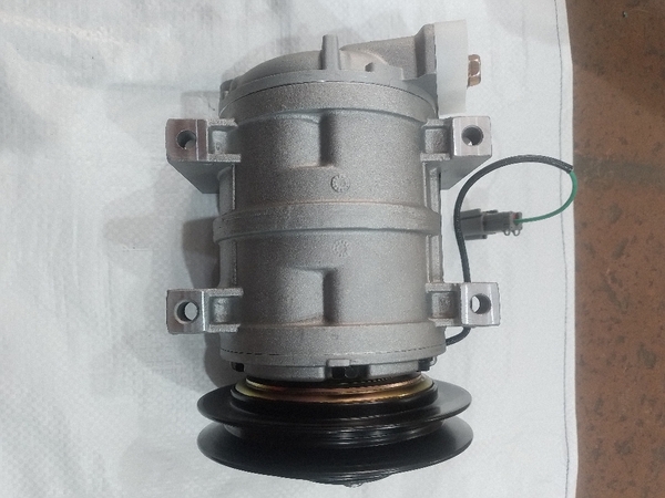 LỐC ĐIỀU HÒA PC100/120 (4D102) 130W/D31/D41/PC78/PC228 /SKF