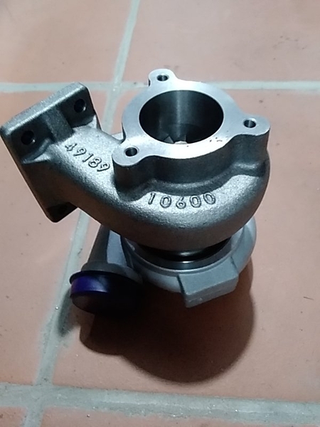 TUR BO SK120/ EX120 LU SAKAI SV512 4BD1T 4BG1 /TD04H SL cổ gió 51*60, cổ hút 39*52, cổ xả 3BL tâm 70 d49, đế 41*74