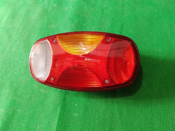 ĐÈN HẬU R55-7/R60-9 - PHẢI - R