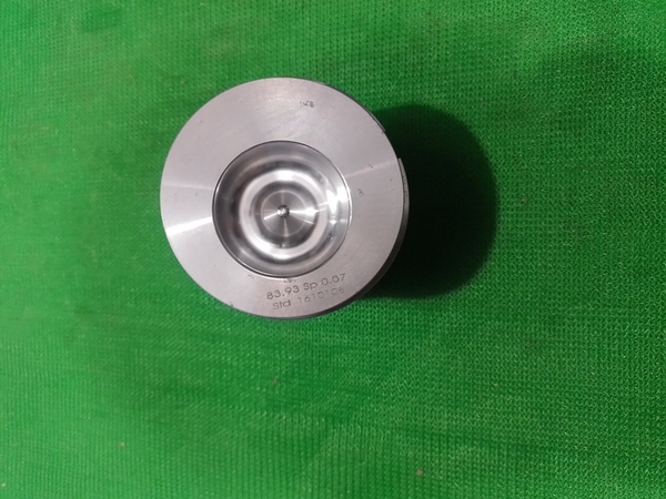 PISTON 4D84-3 ắc đến đỉnh 34 + XM N.TRÒN NHỌN ko kẹp thép KONEKS