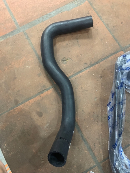 CÚT NƯỚC DƯỚI SK115 - OEM