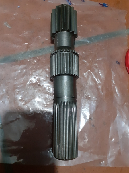 TRỤC LÁP DÀI TRƯỚC S130-3/5 14R*28T*26T*L234 DONGBU
