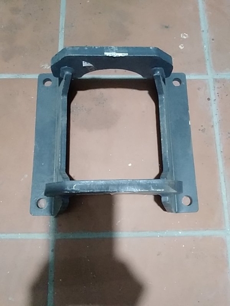 CHẶN XÍCH PC200 (TÂM 310*340) - M20*55 BLS