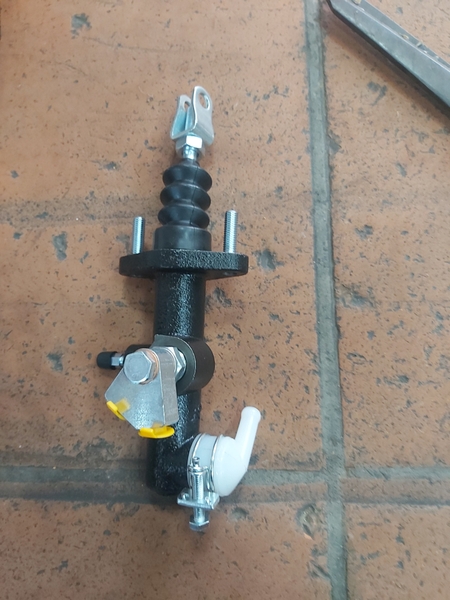 TỔNG PHANH CHÍNH XE NÂNG TOYOTA 5F/6F 2-3T - HLP 5326-1