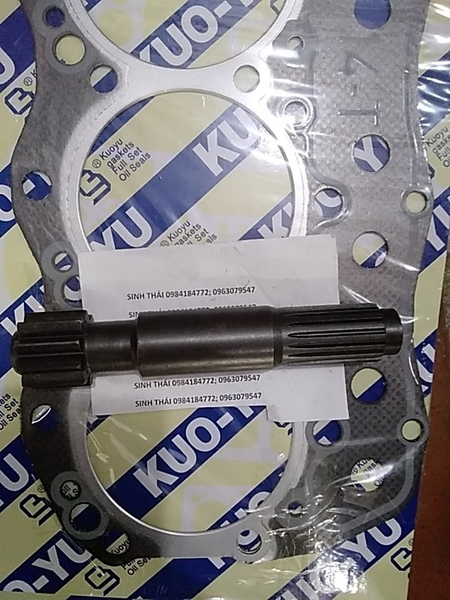 TRỤC LÁP DI CHUYỂN PC200-8 10R*18T*L205 - JKO