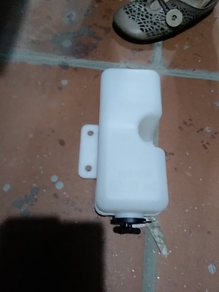 BÌNH NƯỚC PHỤ VOLVO55 EC55 - BKT