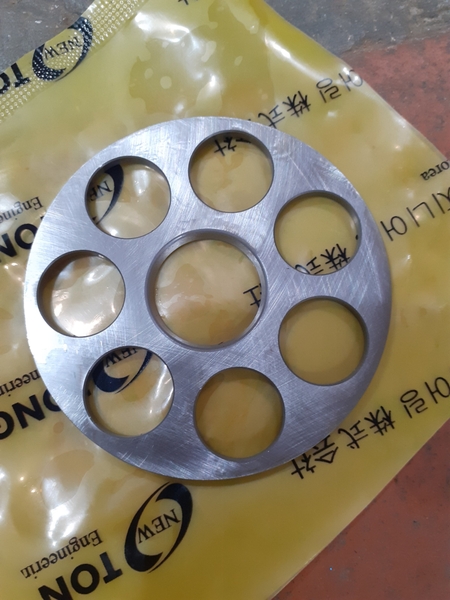 ĐĨA LỖ SG015E - LIỀN LÒ XO QT SK75 SK120-3 - TN