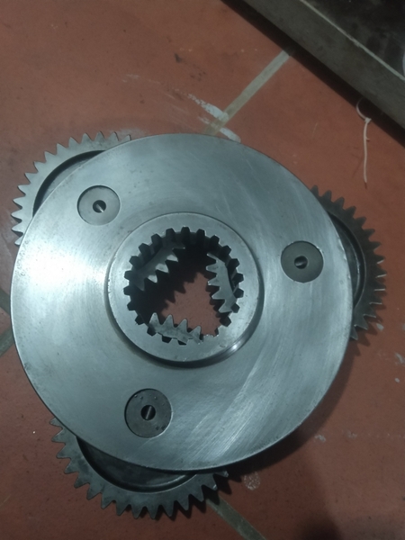 CỤM DCTM SK200-1/3: G22 (GIỮA TD)* B37 - CÓ TRỤC LÁP 12R*14T*l187