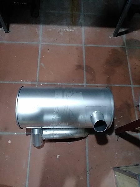 BẦU GIẢM THANH R1400 PHI 290 DÀI 590.ĐẦU VÀO HƠI CHẾCH.ĐẦU RA CÓ CÚT
